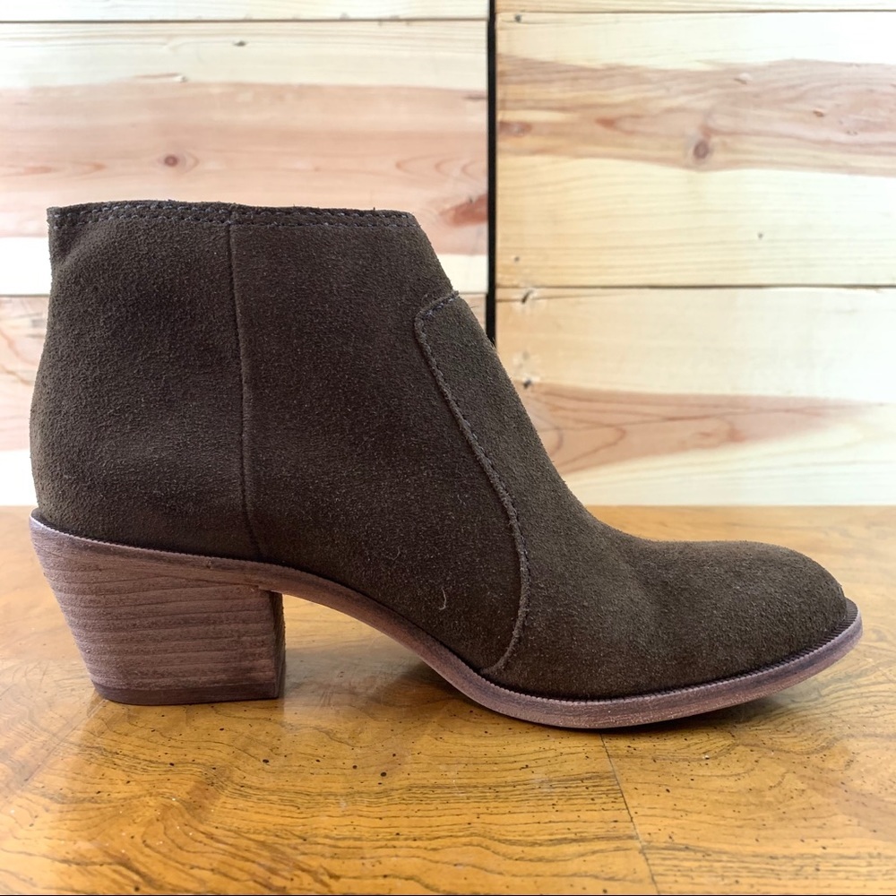 Madewell The Janice darkest olive suede ankle boot - Picture 7 of 15